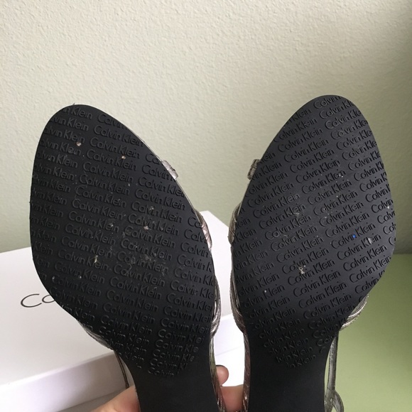 Calvin Klein Natalia Metallic Snake Print - Picture 6 of 6